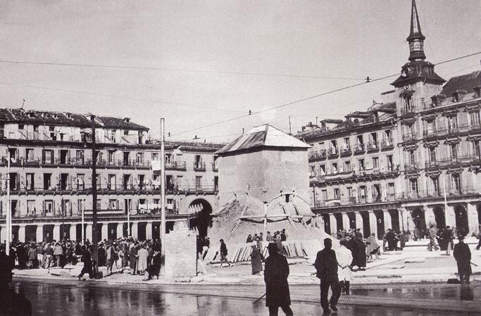 Plaza Mayor durante la Guerra